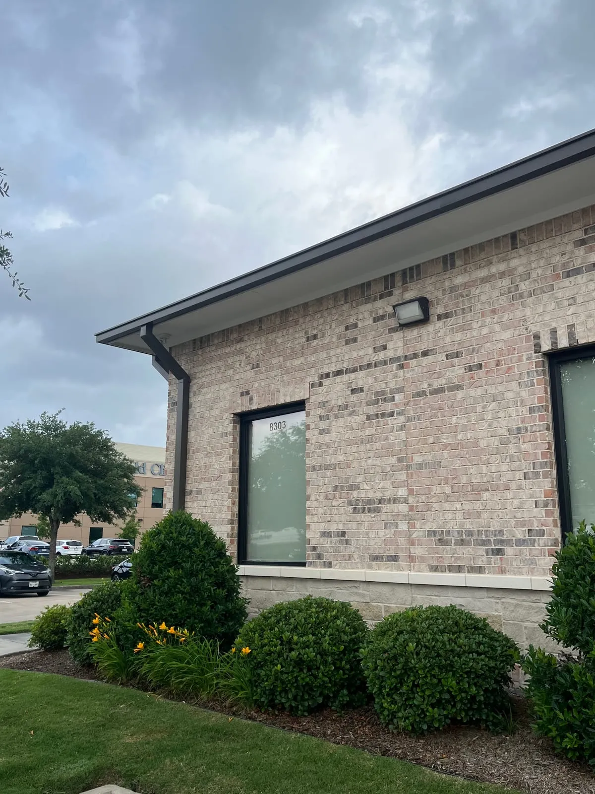 What to Expect During a Professional Gutter Installation
