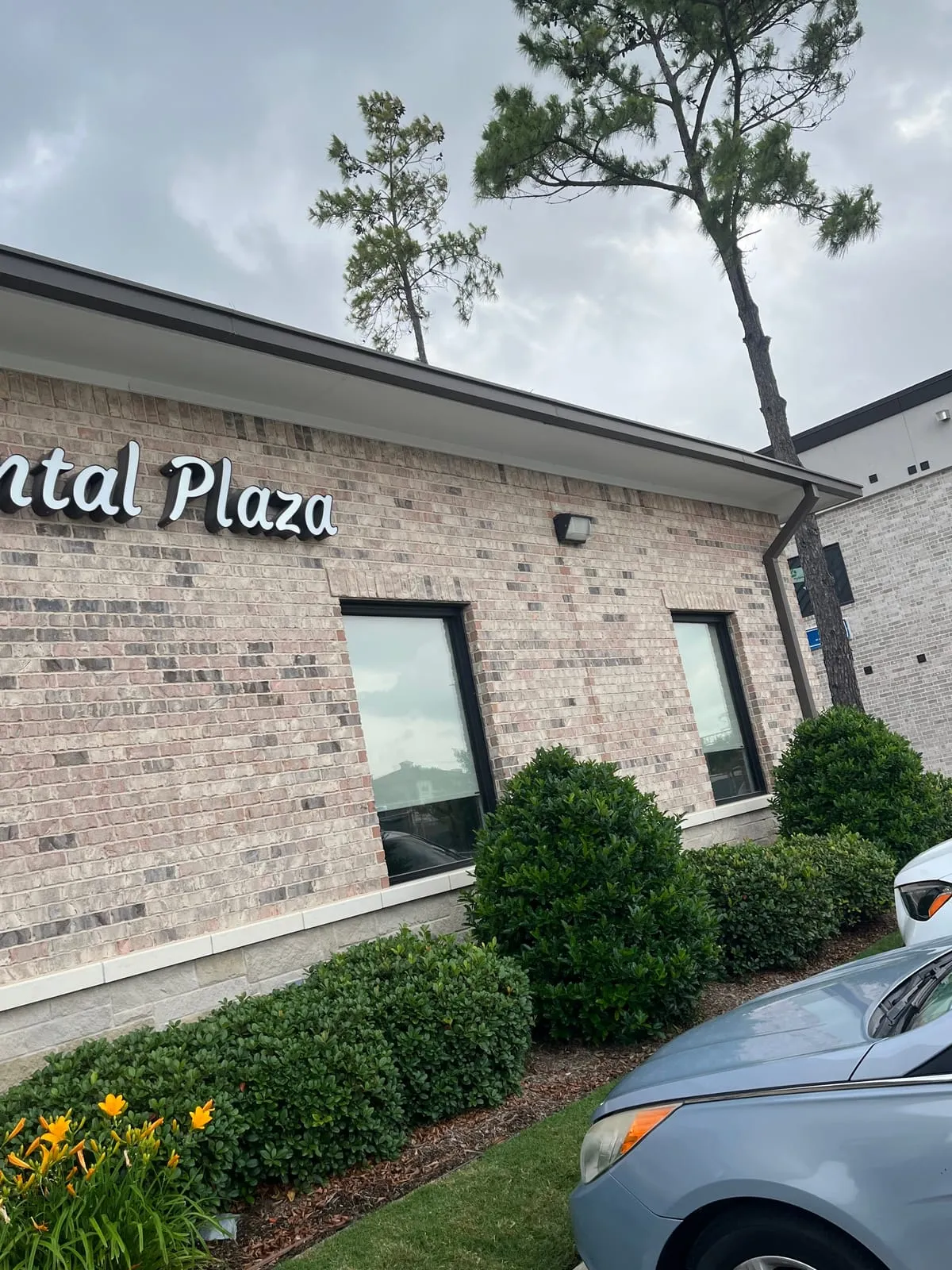Commercial Gutter Installation: What Business Owners Need to Know