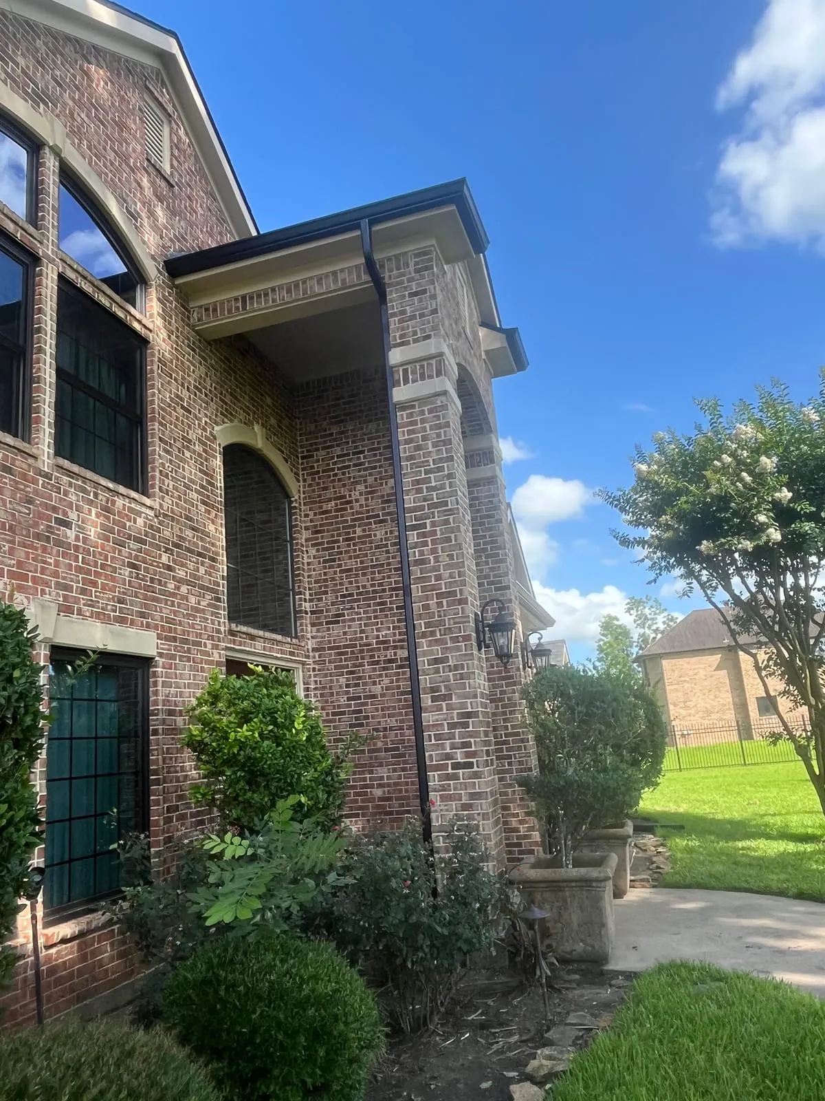 Why Houston Homes Need Better Gutters Than Most Cities